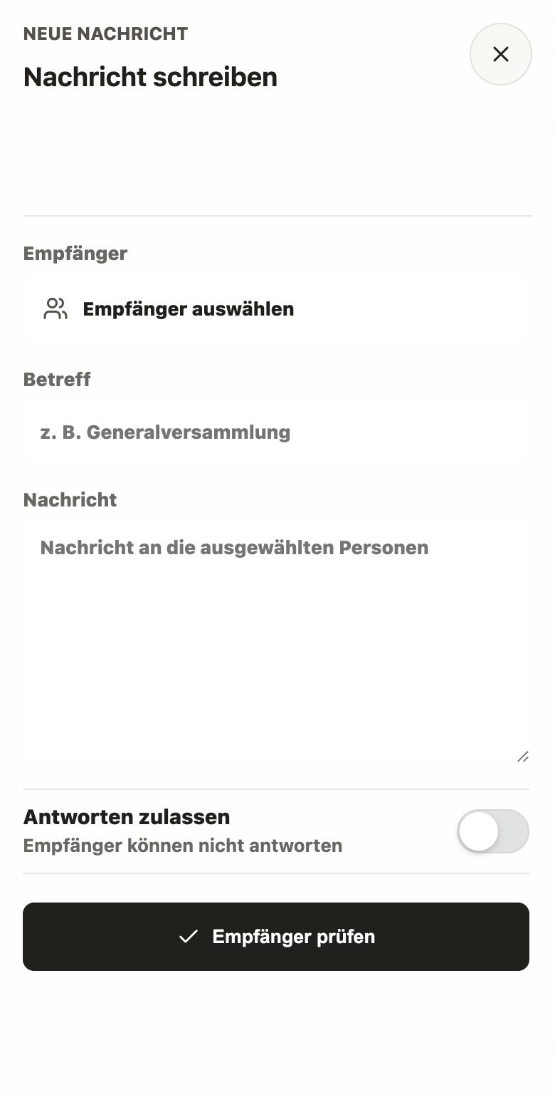 Mobiler CRM-Dialog Neue Nachricht mit Empfängerauswahl, Betreff, Nachricht und der Aktion Empfänger prüfen.